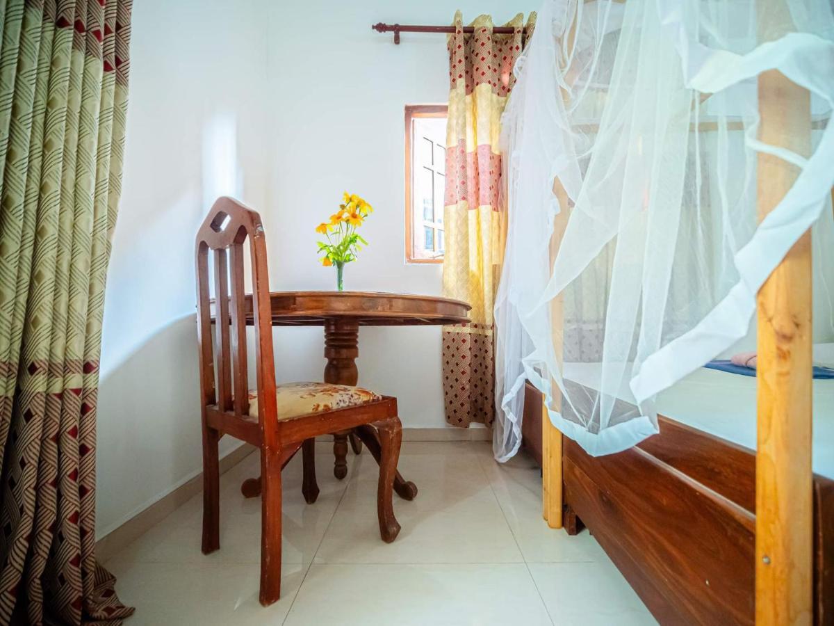 Surfing Guest House Matara Exterior photo