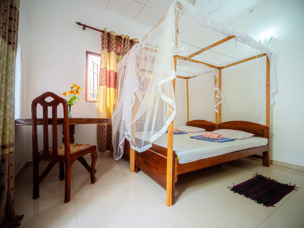 Surfing Guest House Matara Exterior photo